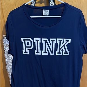 VS Pink T